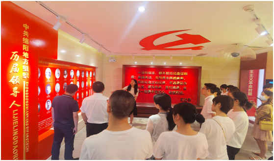 行后第四党支部与外科第五党支部联合开展“学党史，讲党史”主题党日活动