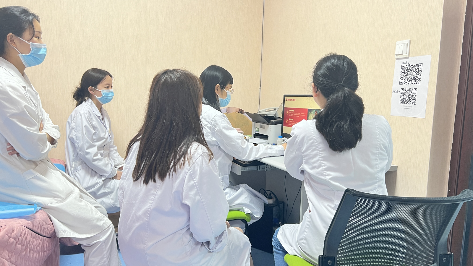 图片4.png 图片4.png