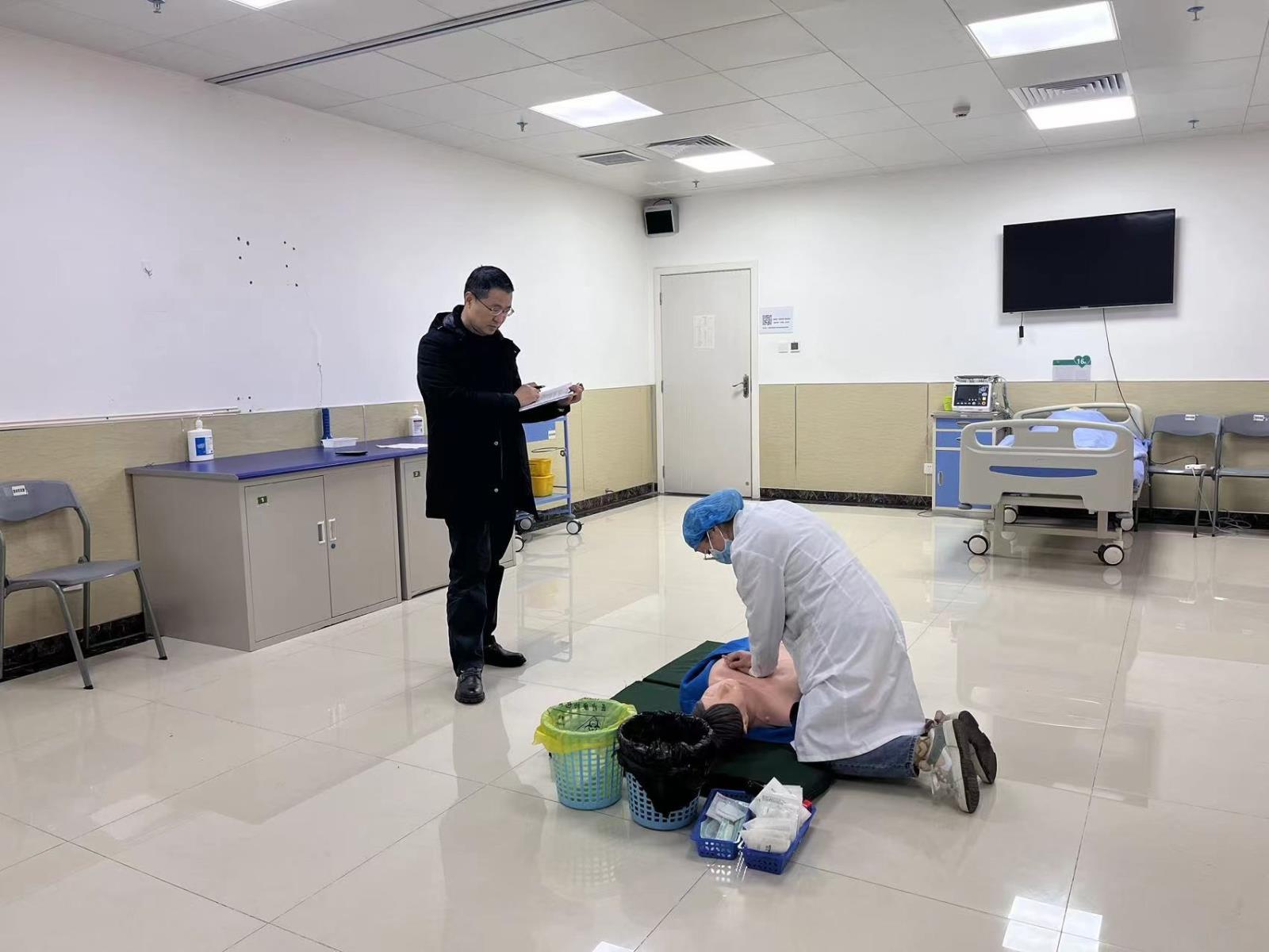 基地考试3.jpg 基地考试3.jpg