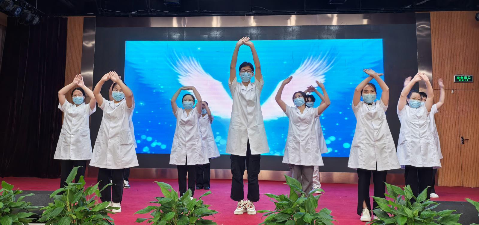 图片3.jpg 图片3.jpg