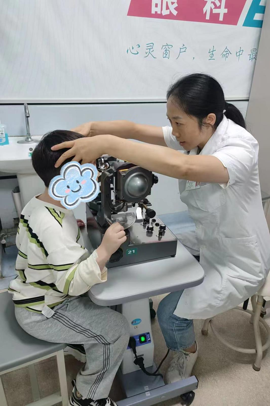 不一定是眼病！“斗鸡眼”有可能在提示颅内肿瘤