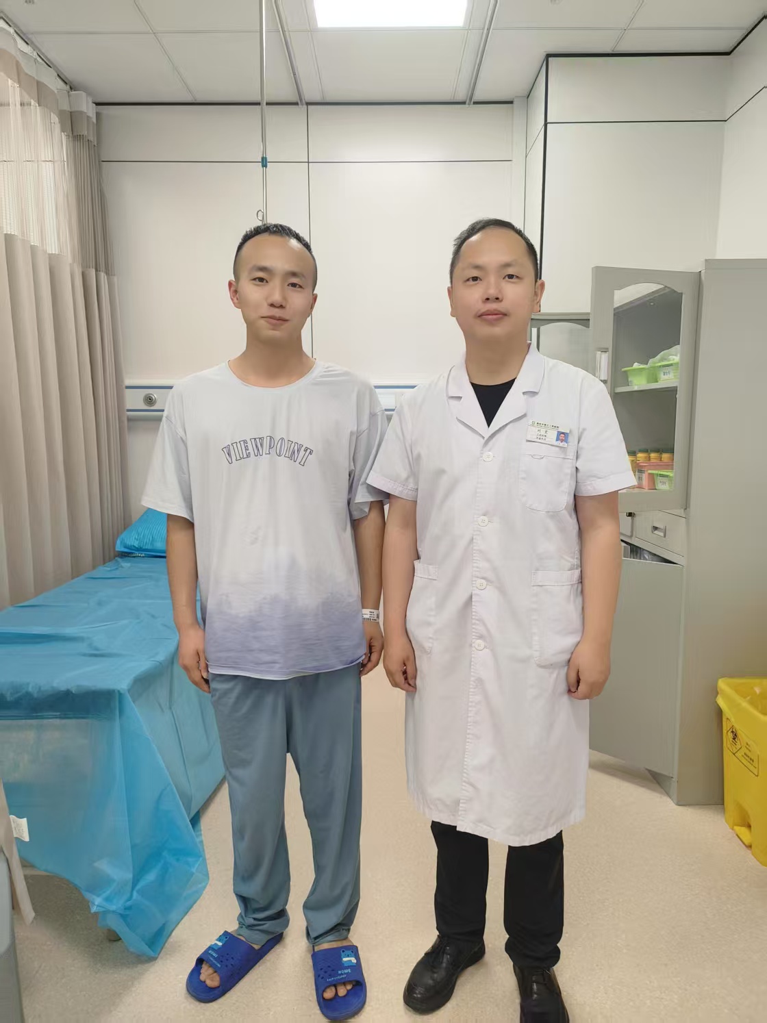 误把急性阑尾炎当肠胃炎！大学生腹痛2天休克送医，这些症状快自查