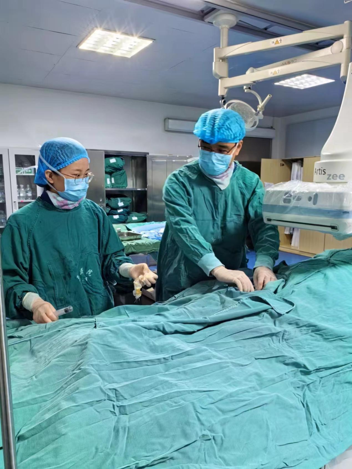 肾病科：突破血管难题，为患者点亮生命曙光