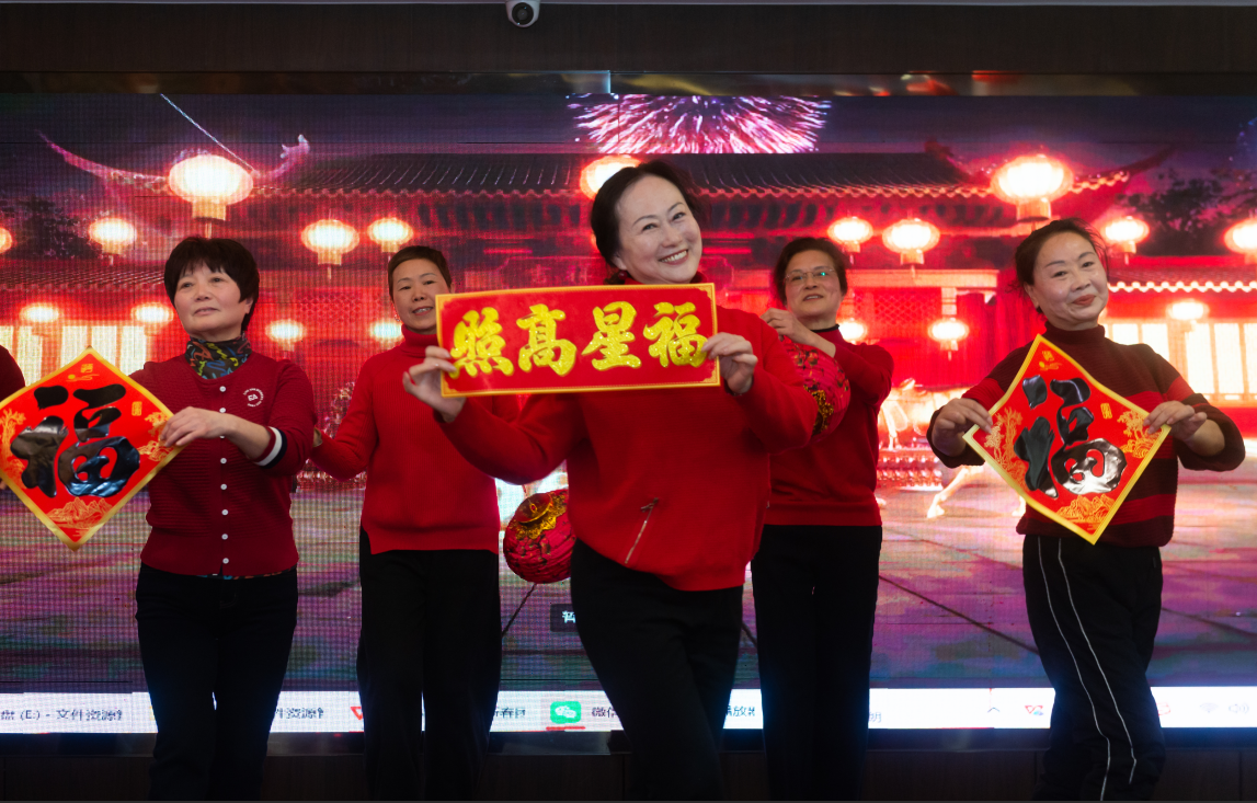 稿件使用《恭喜发财》.png 稿件使用《恭喜发财》.png